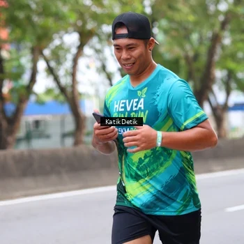 Runner Photo 8636378