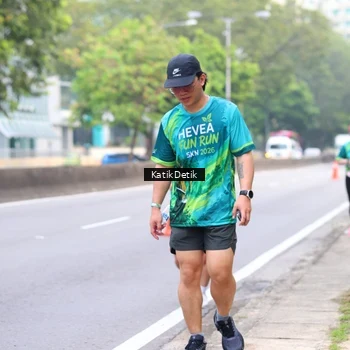 Runner Photo 8636380