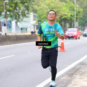 Runner Photo 8636387