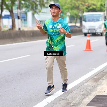 Runner Photo 8636392