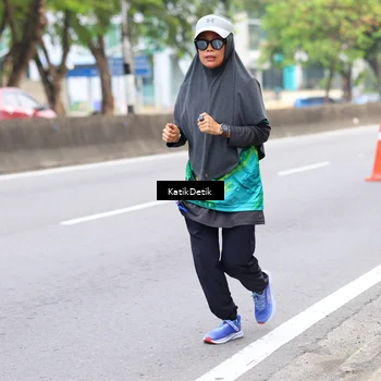 Runner Photo 8636405