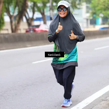 Runner Photo 8636407