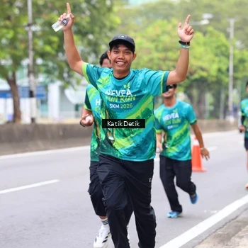 Runner Photo 8636413