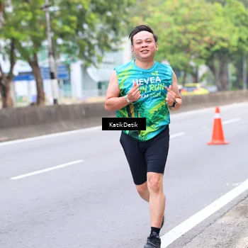 Runner Photo 8636414