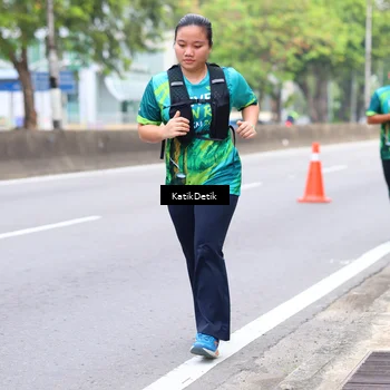 Runner Photo 8636419