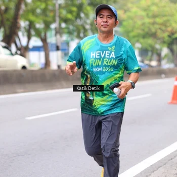 Runner Photo 8636428