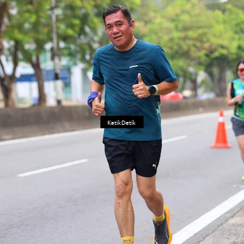 Runner Photo 8636448