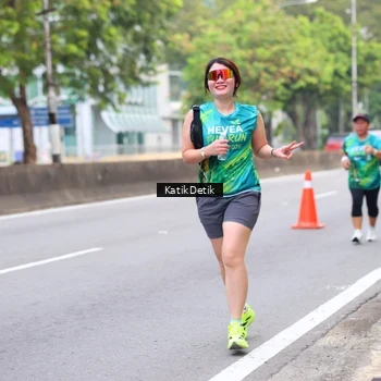 Runner Photo 8636454