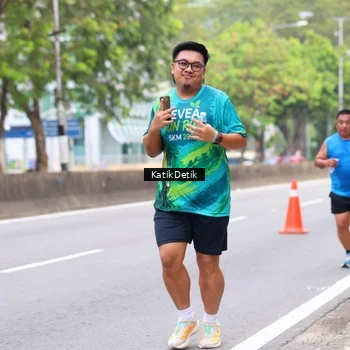 Runner Photo 8636526
