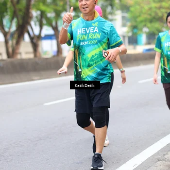 Runner Photo 8636564