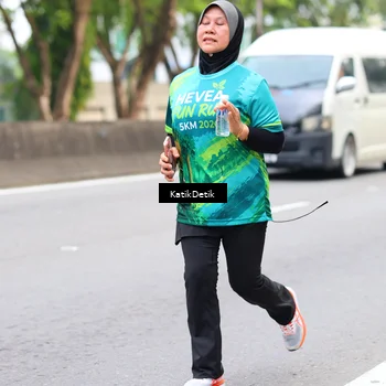 Runner Photo 8636565
