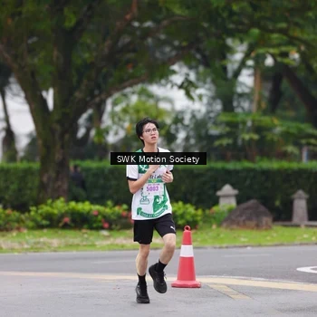 Runner Photo 8636854