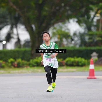 Runner Photo 8636902