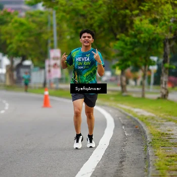 Runner Photo 8636943