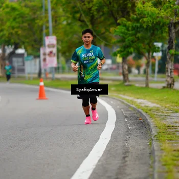Runner Photo 8637000