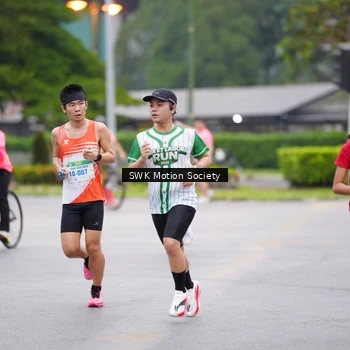 Runner Photo 8637020