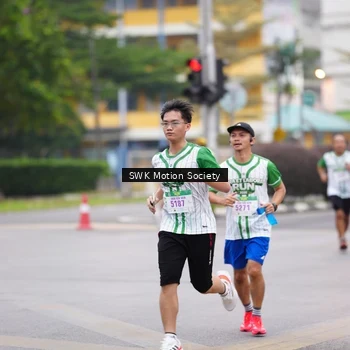 Runner Photo 8637195