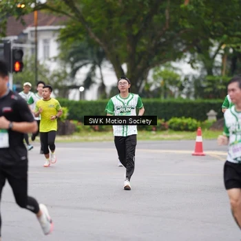 Runner Photo 8637229
