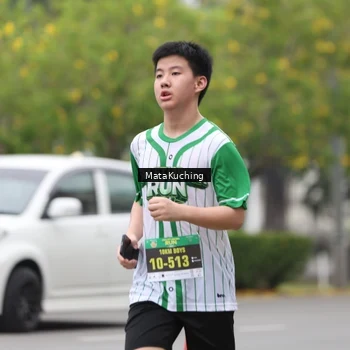 Runner Photo 8637396