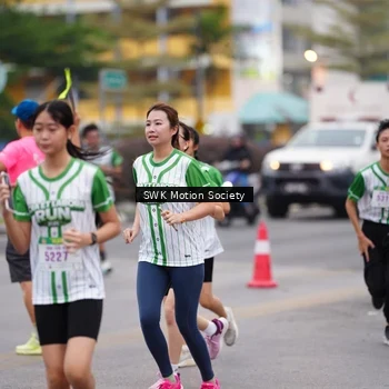 Runner Photo 8637473