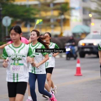 Runner Photo 8637475