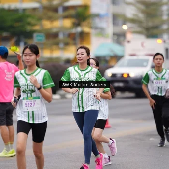 Runner Photo 8637476