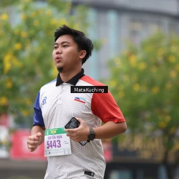 Runner Photo 8637502