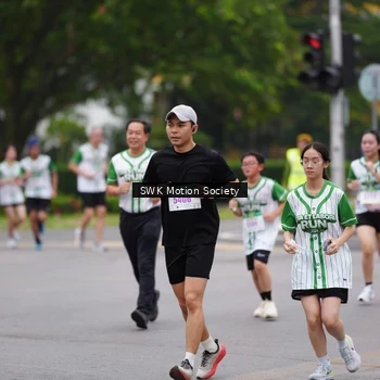 Runner Photo 8637554
