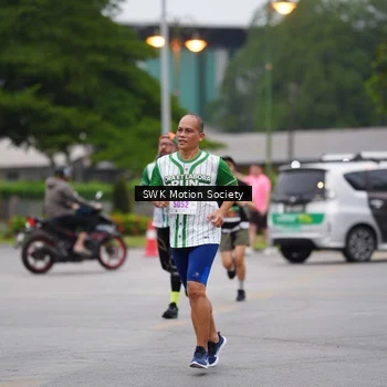 Runner Photo 8638043