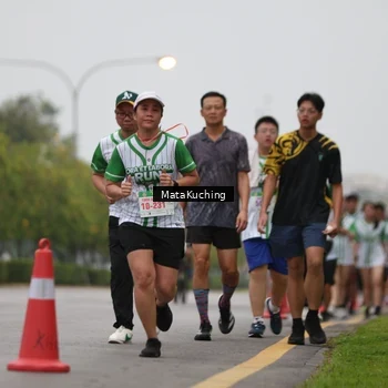 Runner Photo 8638085