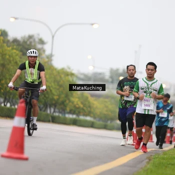 Runner Photo 8638227