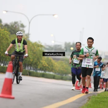 Runner Photo 8638229