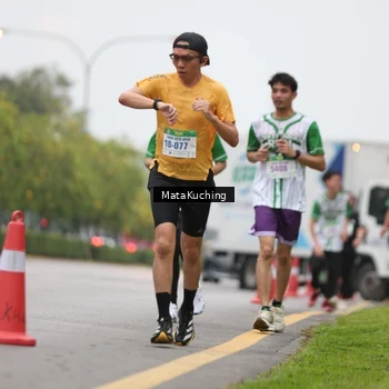 Runner Photo 8638291