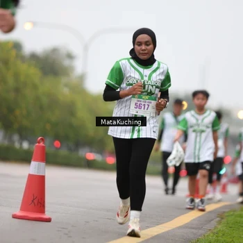 Runner Photo 8638312