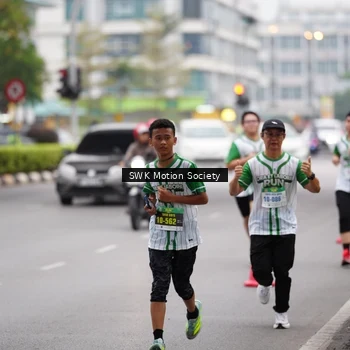 Runner Photo 8638335