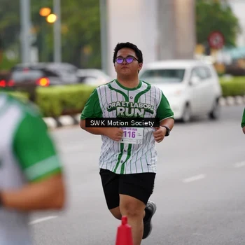 Runner Photo 8638359