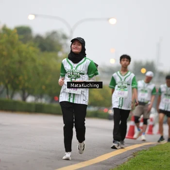 Runner Photo 8638395