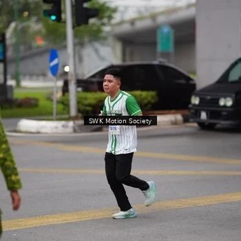 Runner Photo 8638475