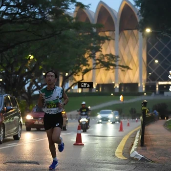 Runner Photo 8638913