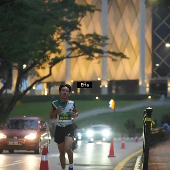 Runner Photo 8638916