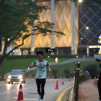 Runner Photo 8638947