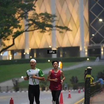 Runner Photo 8638950