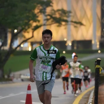 Runner Photo 8639006