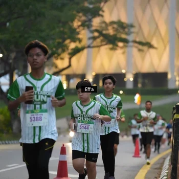 Runner Photo 8639124