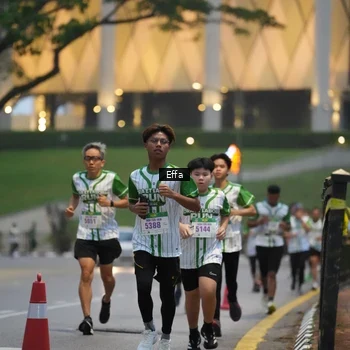 Runner Photo 8639126