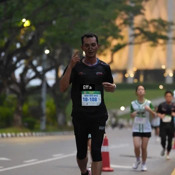 Runner Photo 8639208