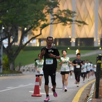 Runner Photo 8639210