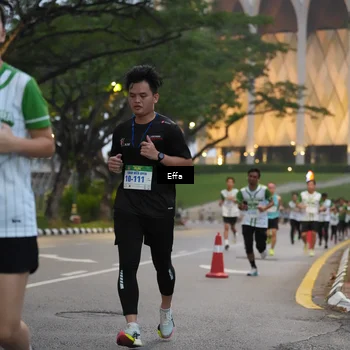 Runner Photo 8639221