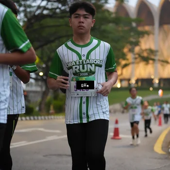 Runner Photo 8639302
