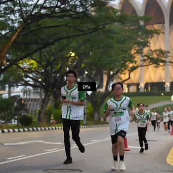 Runner Photo 8639314